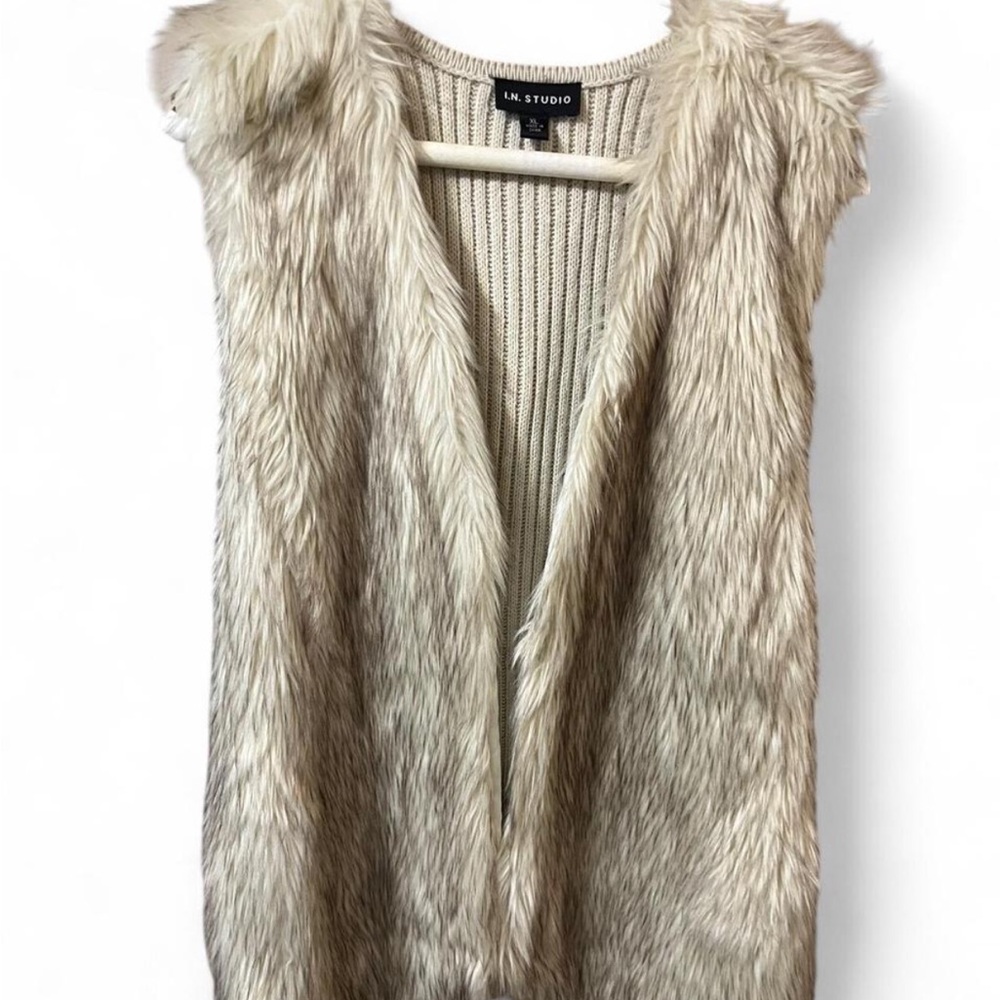 I.N. Studio Faux Fur Vest in Beige